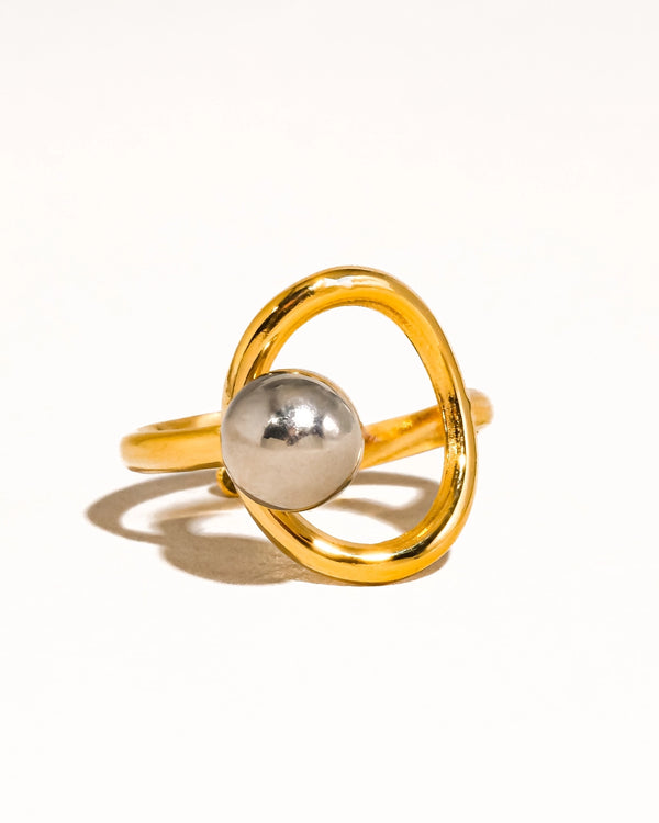 Tarnish Two Tone Round Ring