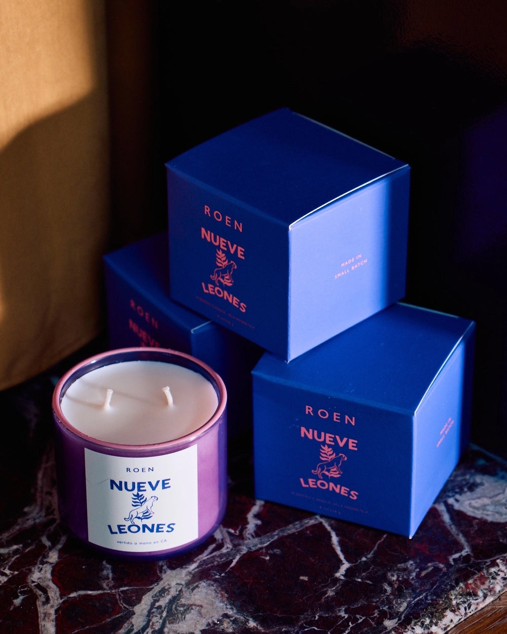 Nueve Leones Candle by Roen