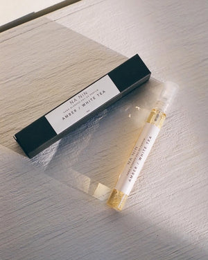 Amber & White Tea Eau De Parfum / 10ml