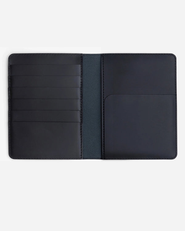 The Atlas Leather Passport Case