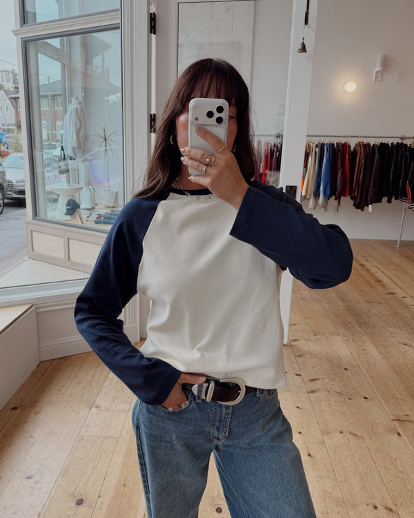 The Long Sleeve Ragland Tee - Navy
