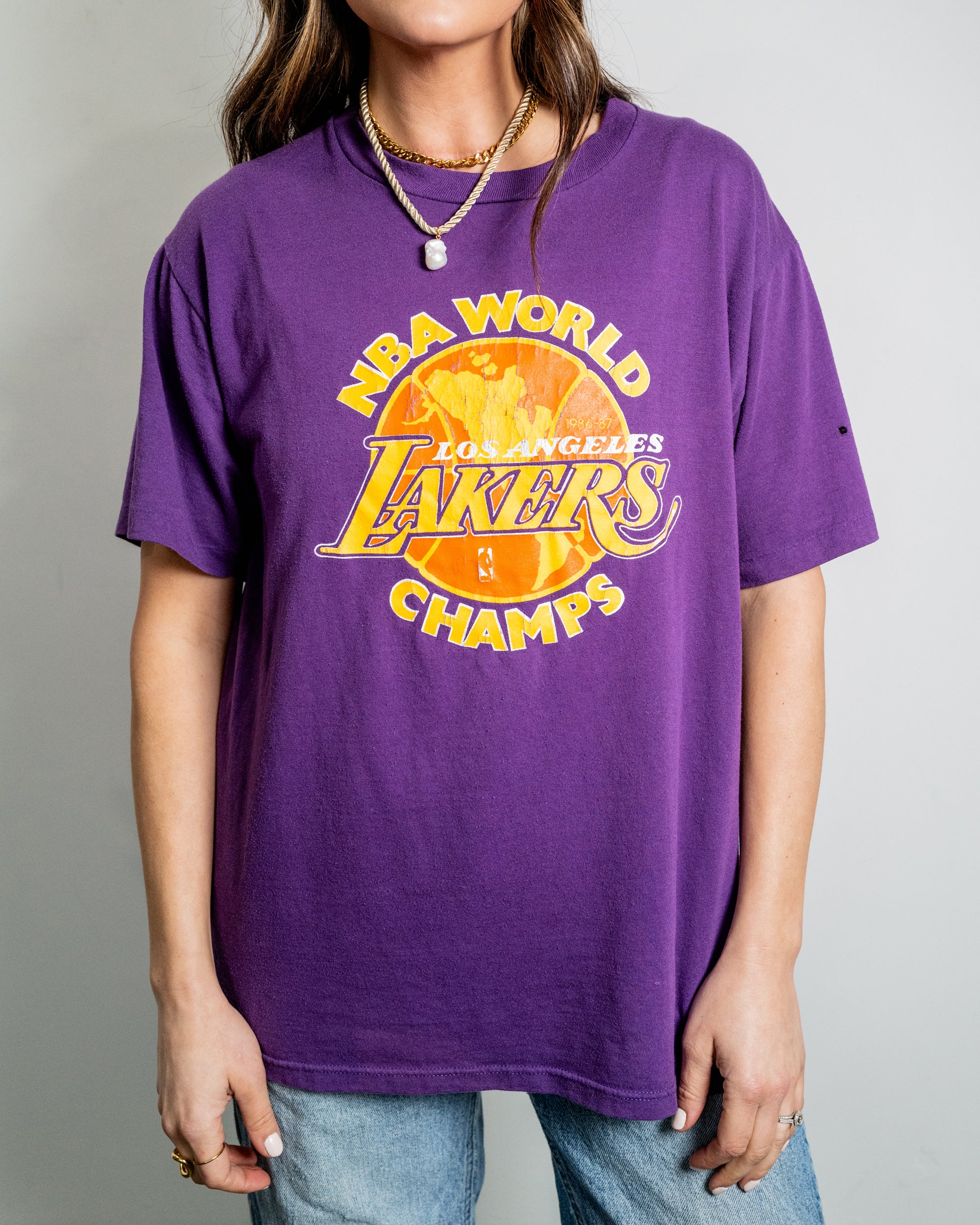 Vintage Lakers 80's World Champ T-Shirt - Size M/L
