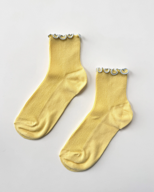 The Petite Ruffled Modal Socks