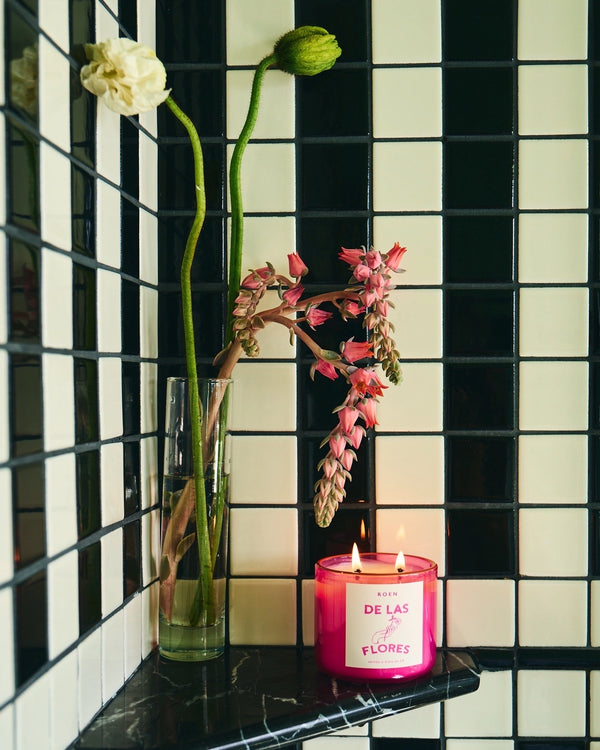De Las Flores by Roen