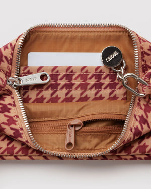 Nylon Pochette - BAGGU