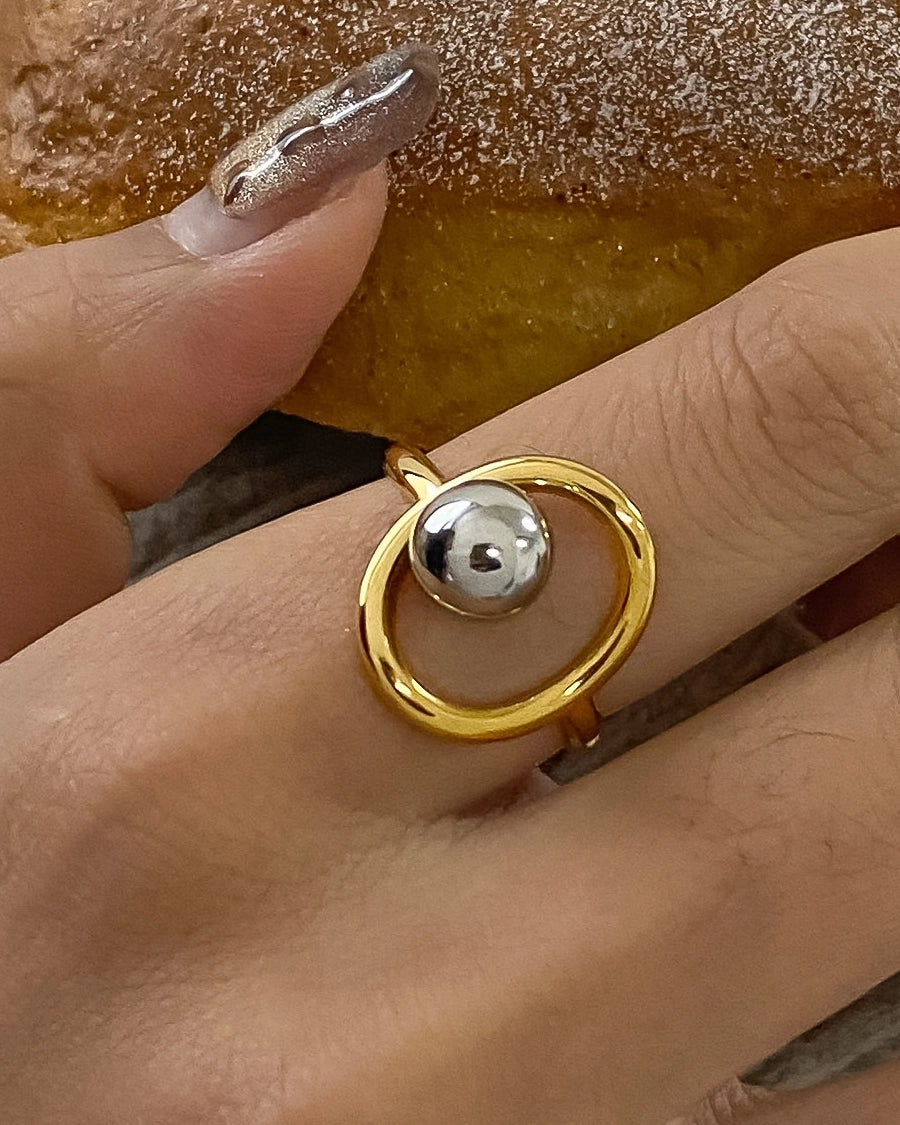 Tarnish Two Tone Round Ring